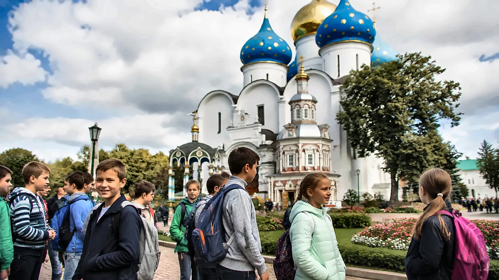 Музей Богородской игрушки имени Н.Д. Бартрама и Свято-Троицкая Сергиева Лавра — экскурсия для школьников в Москве