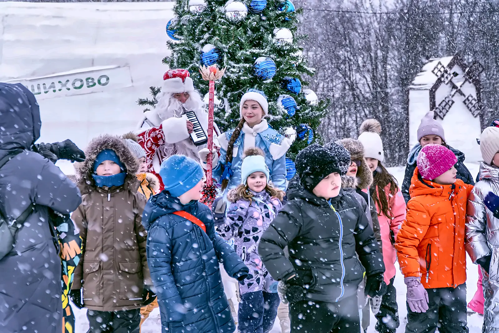 Новый год на Зооферме Шихово: Новогодний челлендж Ильи Муромца, Змея Горыныча и Коня Юлия! — экскурсия для школьников в Москве